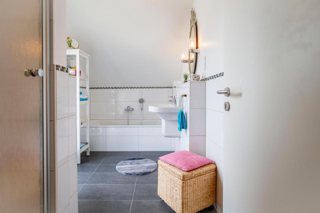 Helle Nichtraucherwohnung 69Qm Zwischen Koeln Und Duesseldorf Dormagen Dış mekan fotoğraf