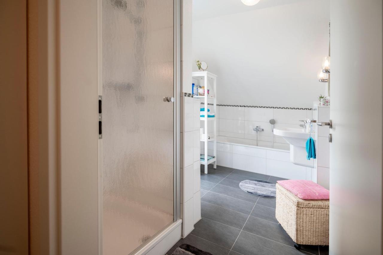Helle Nichtraucherwohnung 69Qm Zwischen Koeln Und Duesseldorf Dormagen Dış mekan fotoğraf